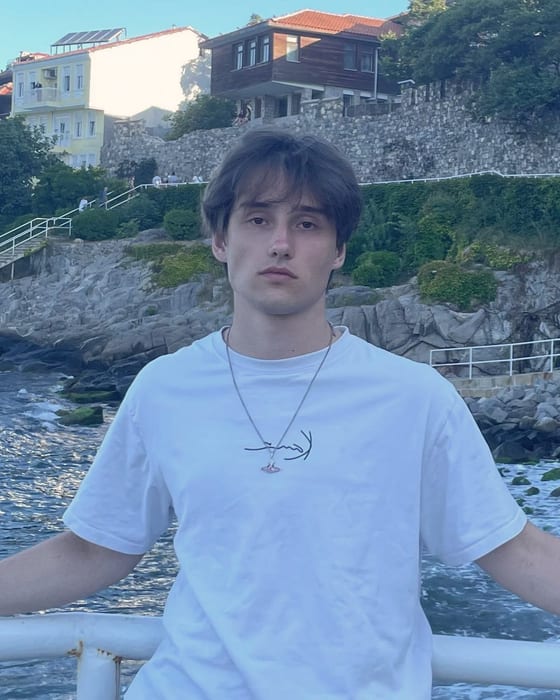 Anton — Managing partner · AI creator, Ambercut